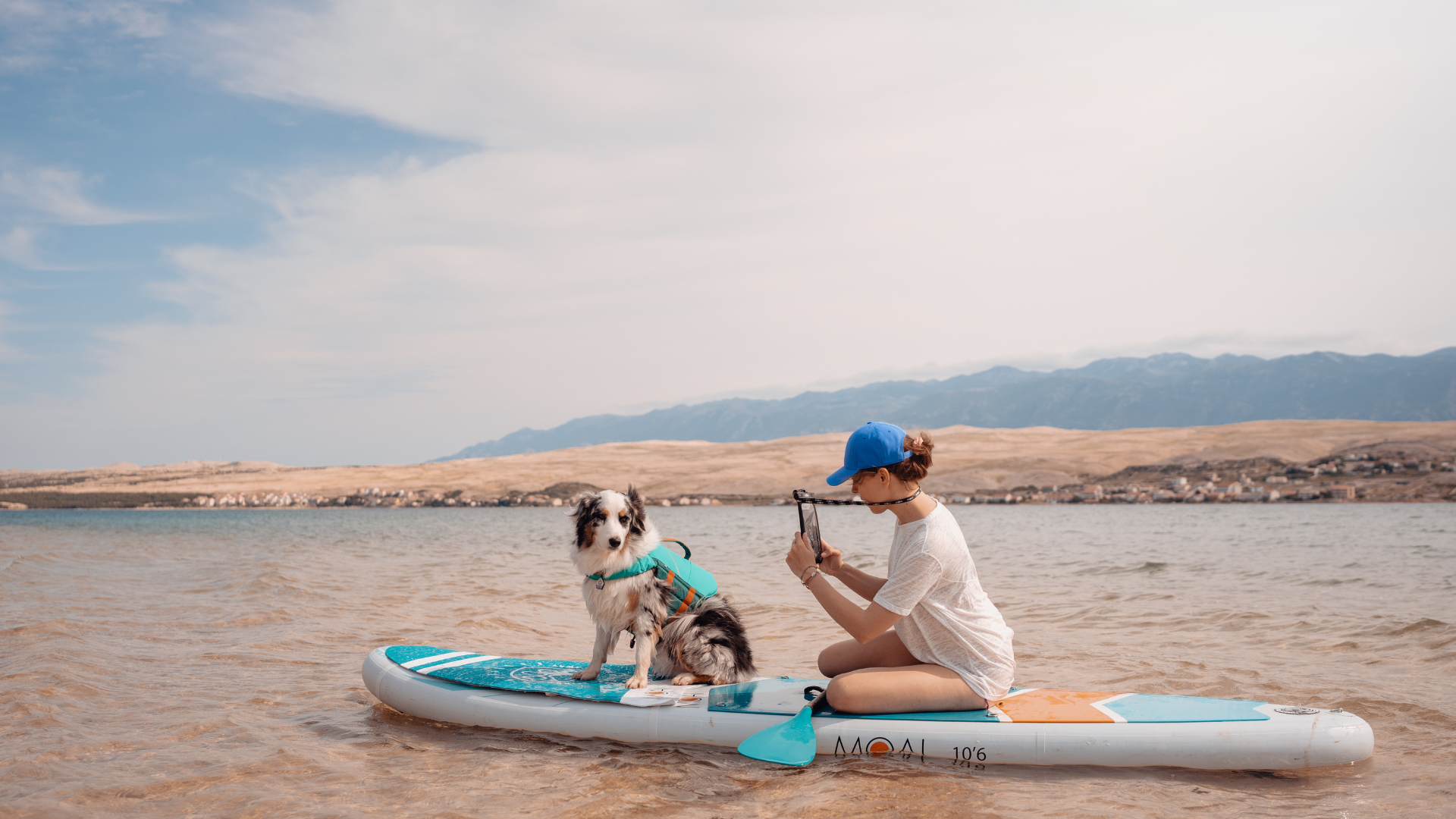 Paddleboarding for the First Time with Your Dog: Step-by-Step Guide